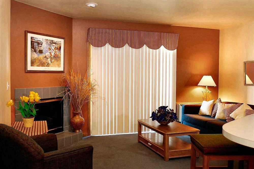 The Cove Of Lake Geneva Habitación foto